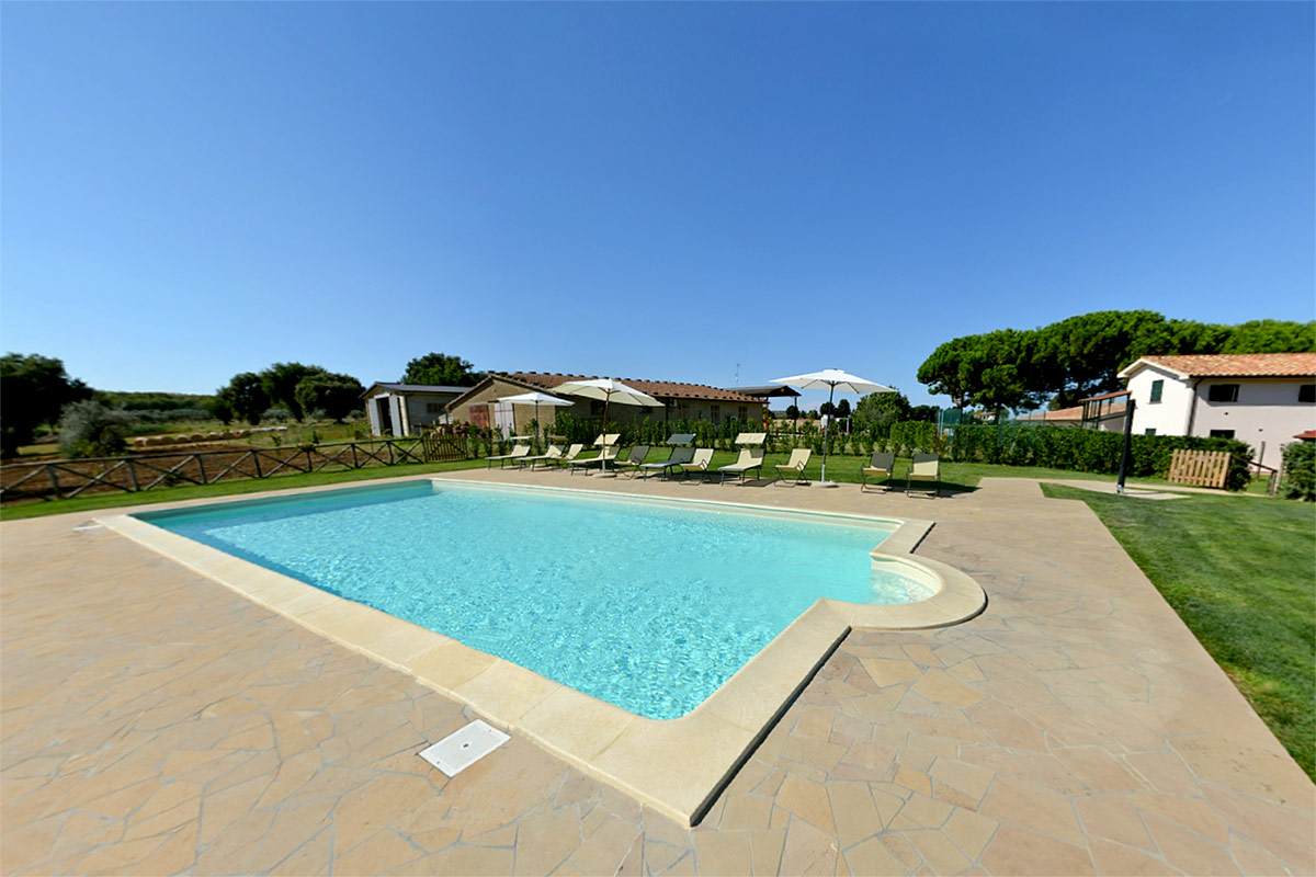 agriturismo-valle-martina-saturnia-montemerano-maremma-piscina-swimming-pool